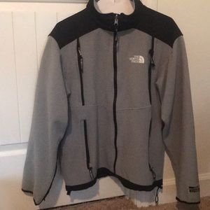 North face medium jacket windstopper